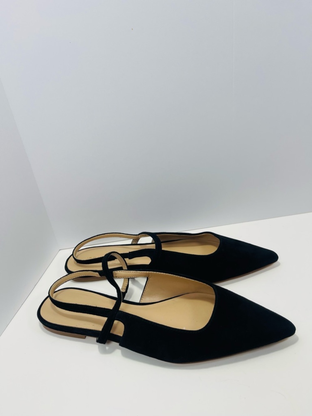 Ann Taylor Black Pointed Slingback Flats with Slim Strap